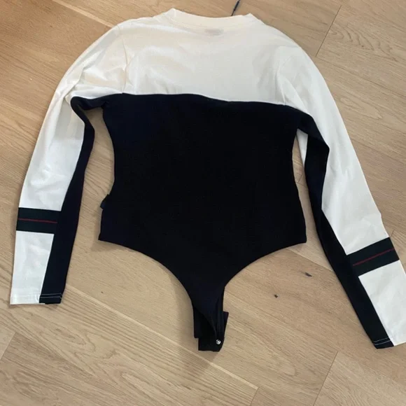 Ellesse Flutter Bodysuit - Picture 8 of 8
